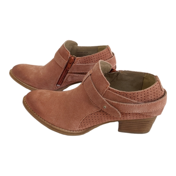 Charles by Charles David Yesenia Suede Leather Paprika Pink Booties - Picture 4 of 9